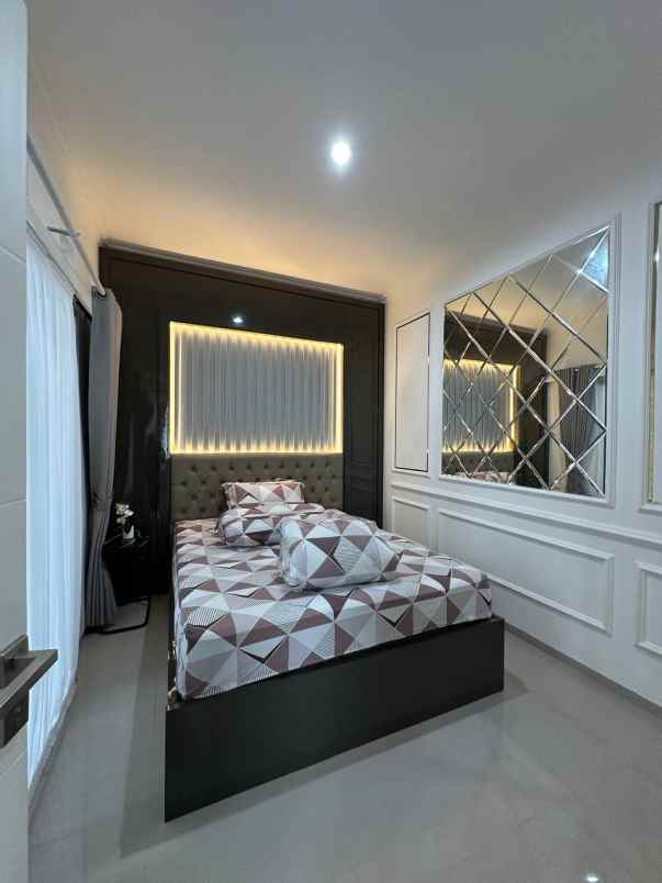 dijual hunian villa mewah dekat museum angkut batu