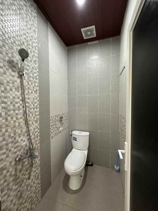 dijual hunian villa mewah dekat museum angkut batu