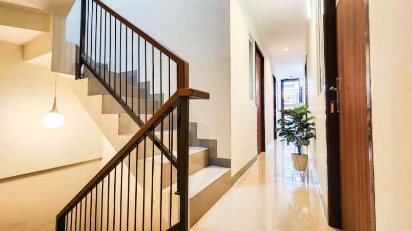 dijual kost jl tanjungduren raya