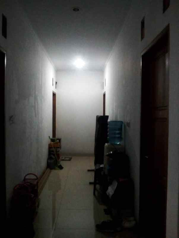 dijual kost kebon jeruk