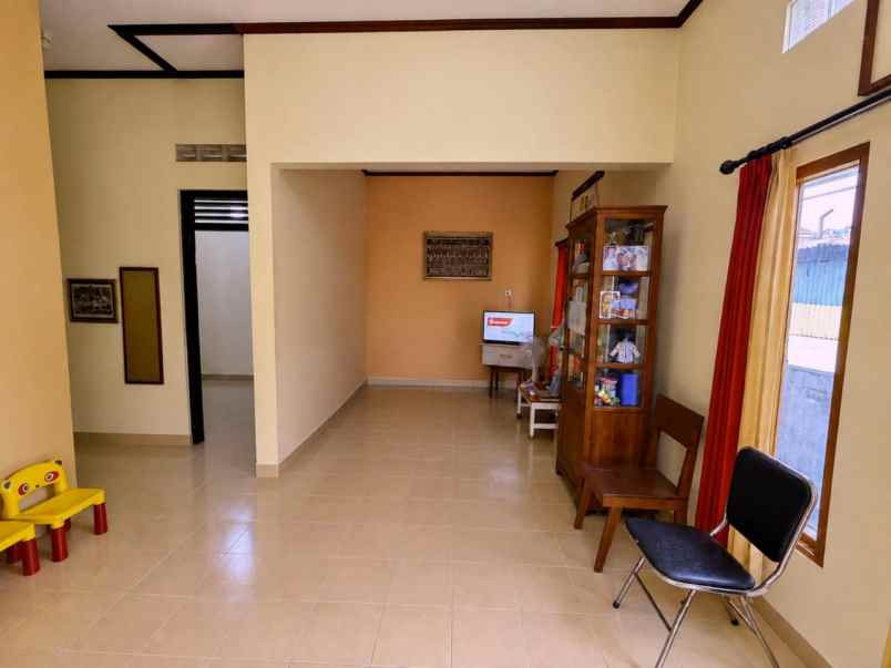 dijual kost ngestiharjo