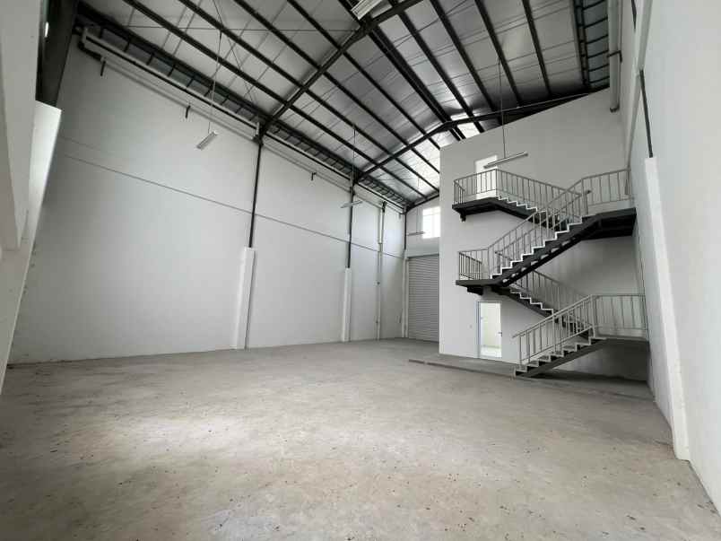 dijual ruko gudang kantor akr gem city komplek