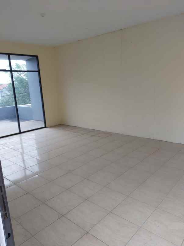 dijual ruko gudang kantor bojong renged kec kosambi