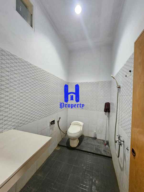 dijual ruko gudang kantor jalan danau lau kawar