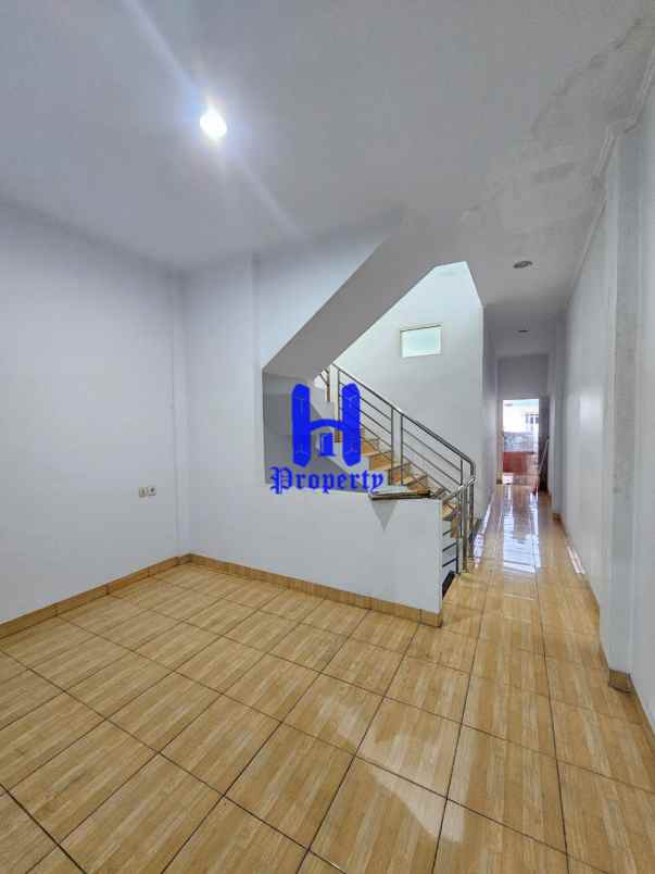 dijual ruko gudang kantor jalan danau lau kawar