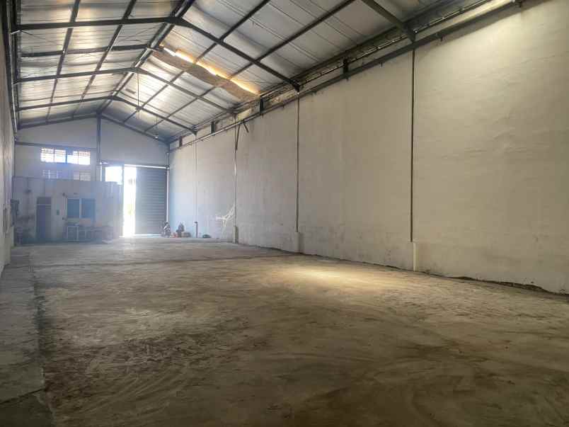 dijual ruko gudang kantor jalan lingkar timur