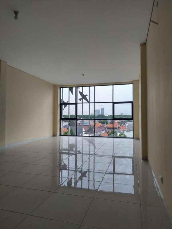 dijual ruko gudang kantor jalan raya menganti raya