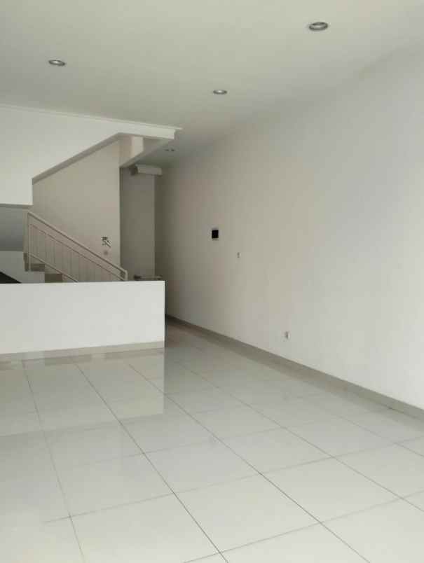 dijual ruko gudang kantor jl aries utama rt 13 rw 3