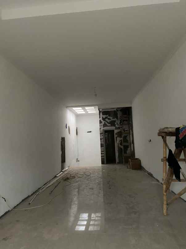 dijual ruko gudang kantor jl peta babakan tarogong