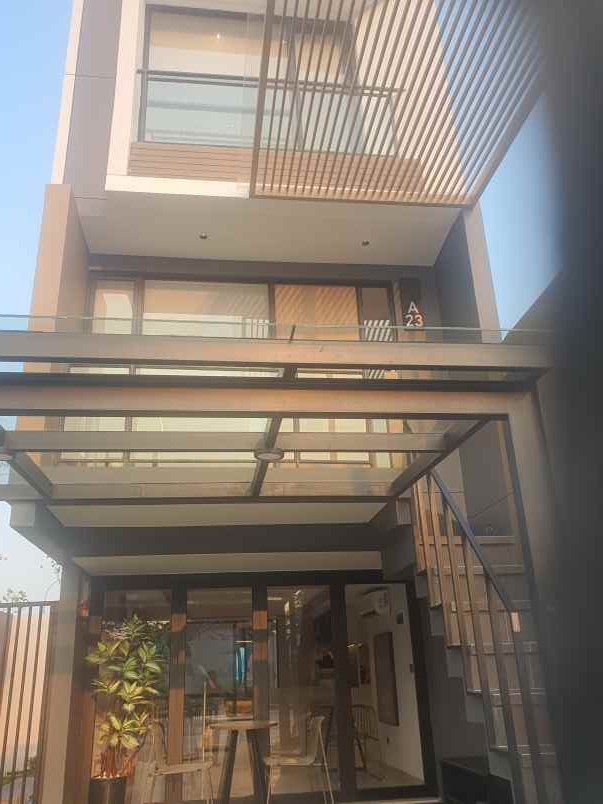 dijual ruko gudang kantor oaze lippo cikarang jl mh