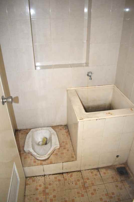 dijual ruko gudang kantor pasar modern kota harapan