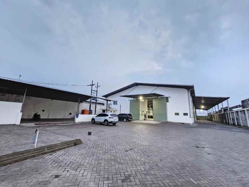 dijual ruko gudang kantor raya pelem watu