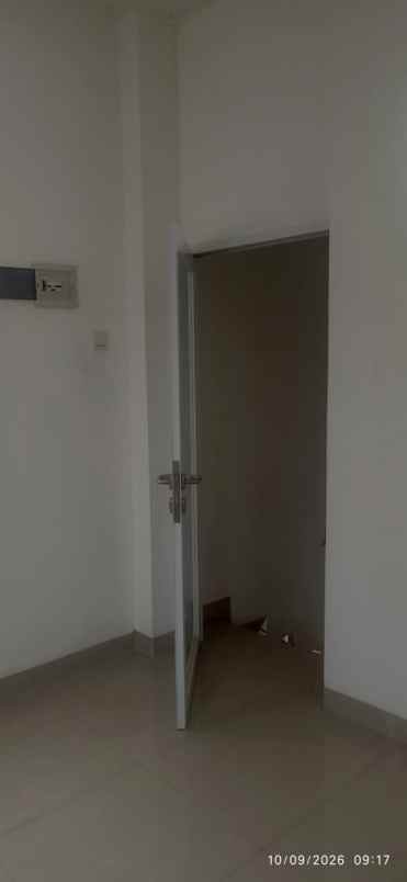 dijual ruko hollywood boulevard jababeka strategis