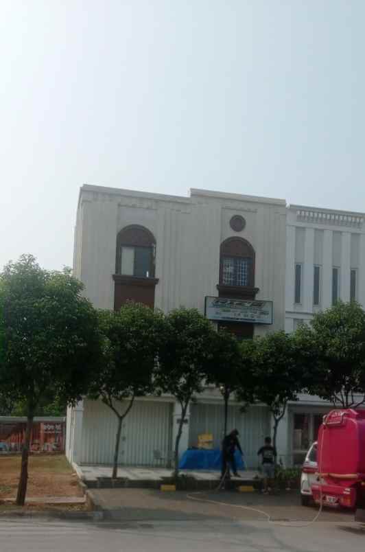 dijual ruko hollywood boulevard jababeka strategis