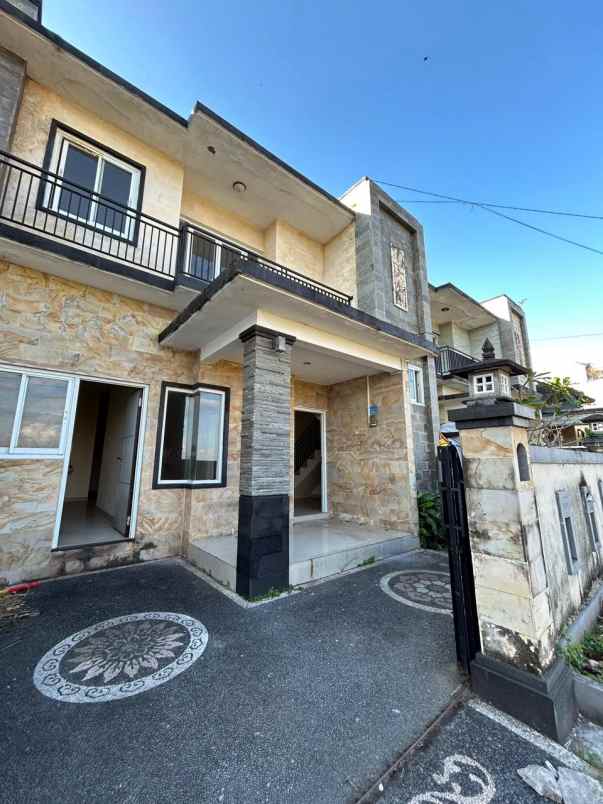 dijual rumah 2 lantai view sawah di cekomaria denpasar