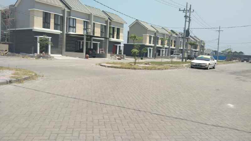 dijual rumah alana cemandi