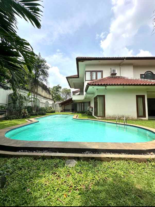 dijual rumah ampera ragunan pasar