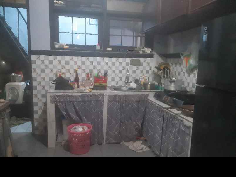 dijual rumah antapani