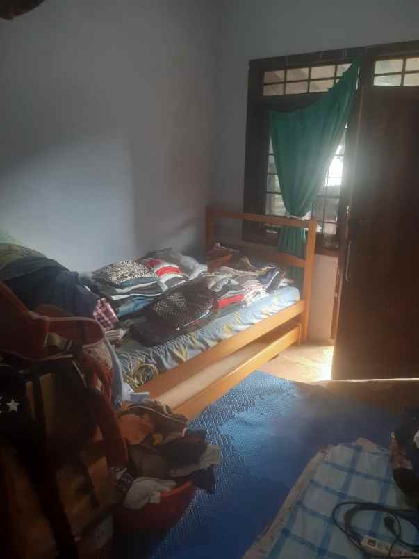 dijual rumah antapani