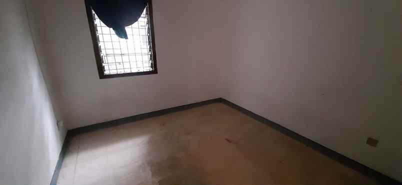 dijual rumah arcamanik endah