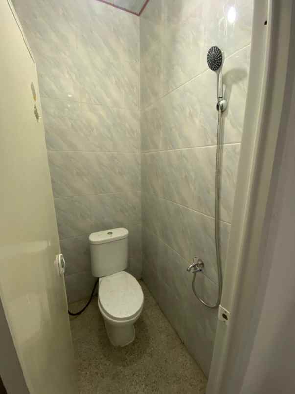 dijual rumah babatan pilang