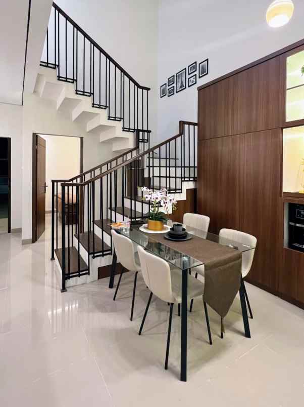 dijual rumah bandulan