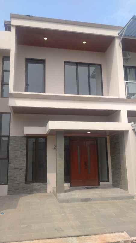 dijual rumah baru bagus dekat mall pesona scuare depok