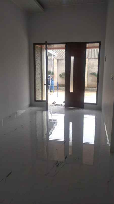 dijual rumah baru bagus dekat mall pesona scuare depok