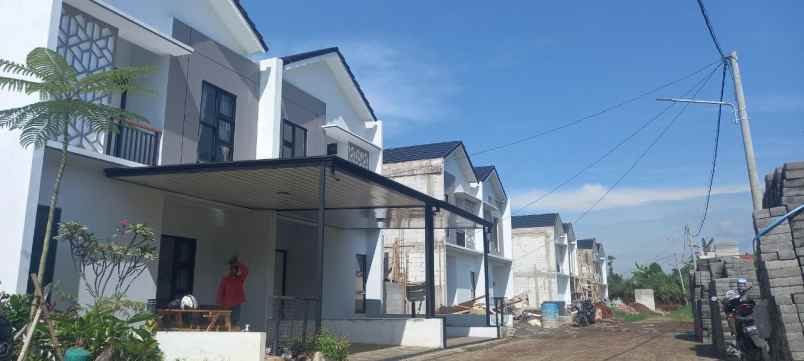 dijual rumah baru berkabut view cantik padalarang