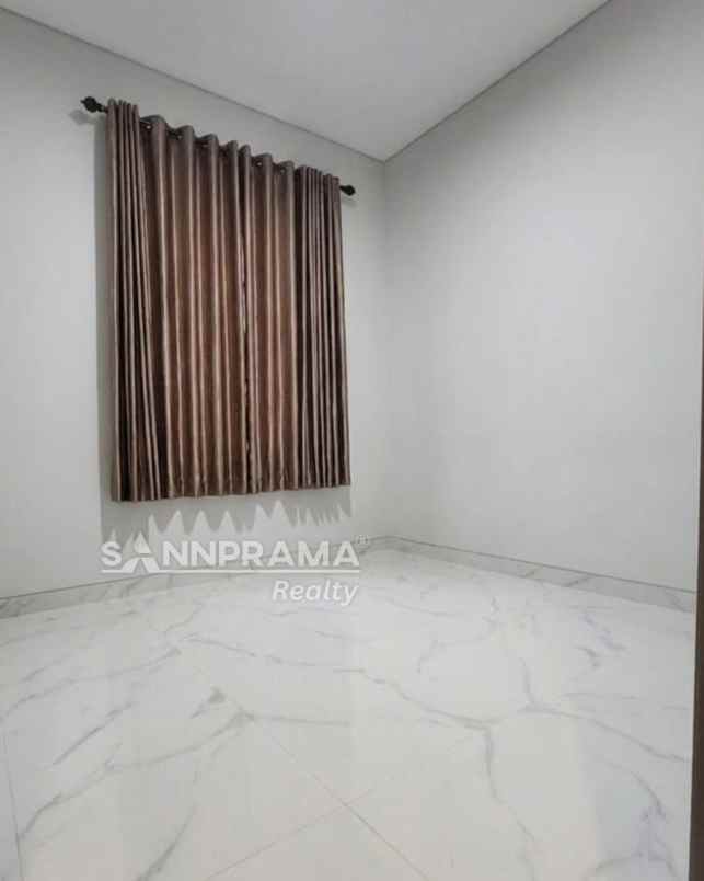 dijual rumah baru di perumnas beji depok
