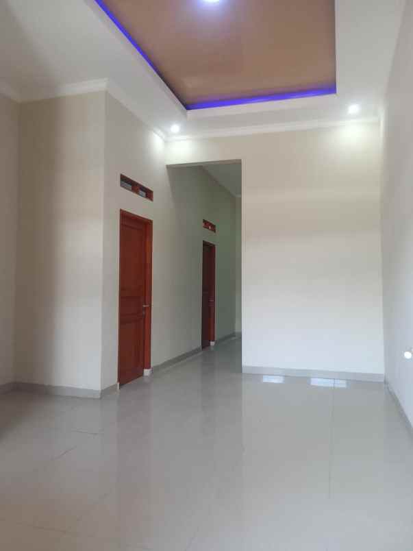 dijual rumah baru minimalis