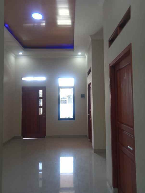 dijual rumah baru minimalis