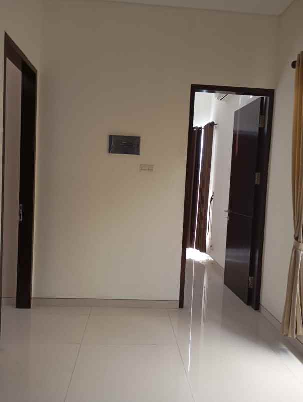 dijual rumah bavarian village