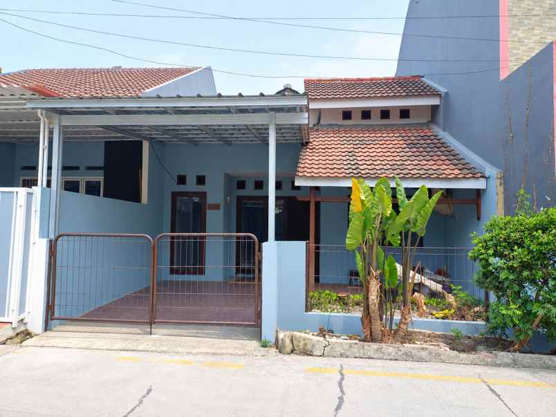 dijual rumah bintang metropole