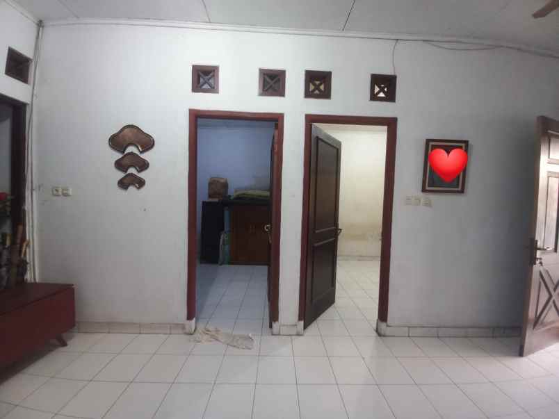 dijual rumah bintang metropole