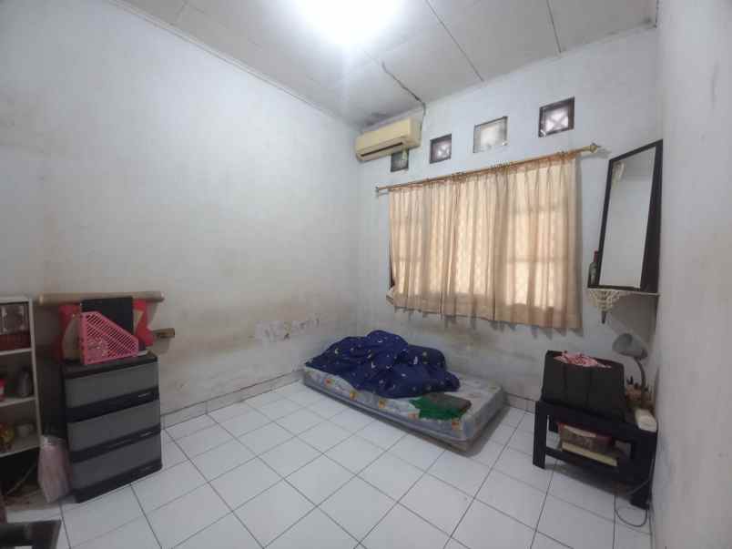 dijual rumah bintang metropole