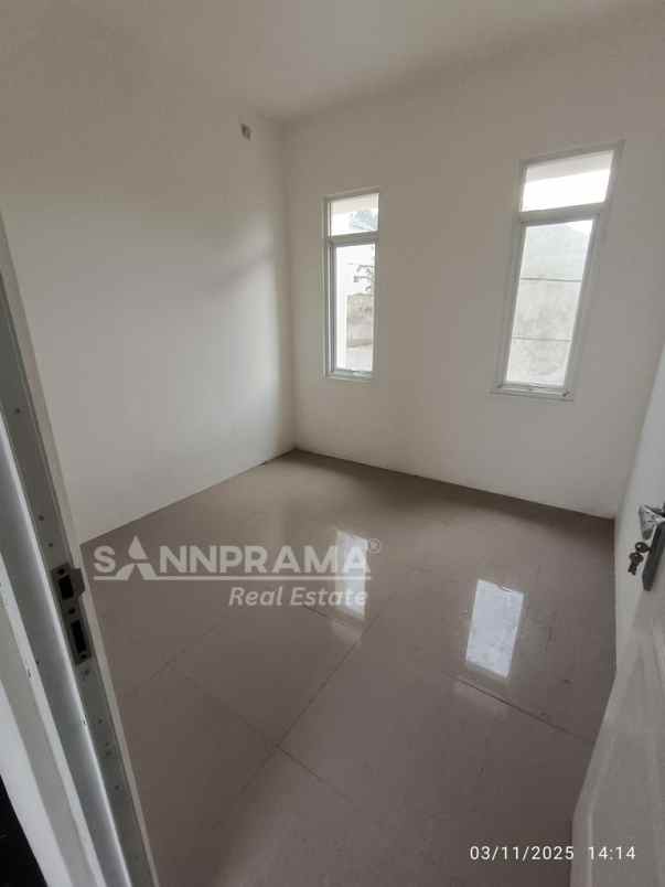 dijual rumah bojongsari lama