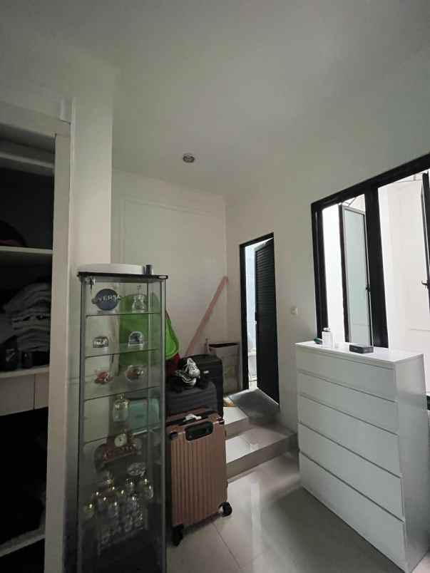 dijual rumah bu gegerkalong bandung utara