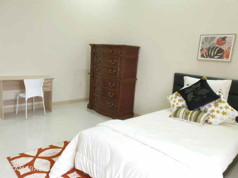 dijual rumah bukit pratama residence