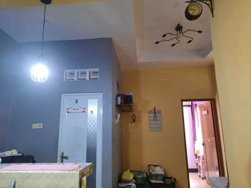 dijual rumah bukit violan meteseh tembalang