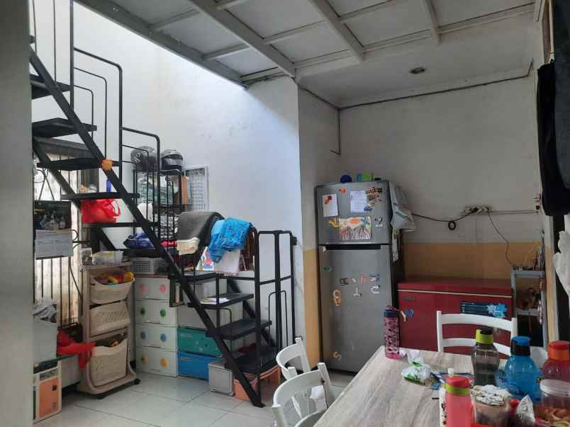 dijual rumah bukit violan meteseh tembalang