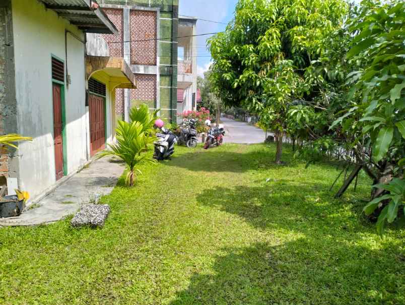 dijual rumah bulatan daerah jl melur sukajadi