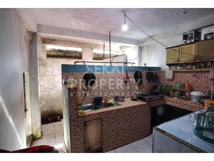 dijual rumah bulatan daerah jl melur sukajadi