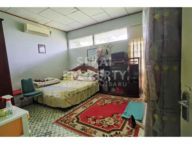 dijual rumah bulatan daerah jl melur sukajadi