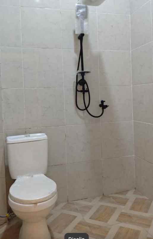 dijual rumah bulevar hijau