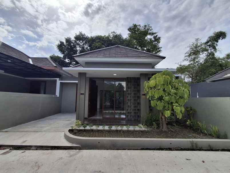dijual rumah bulusawit sambiroto