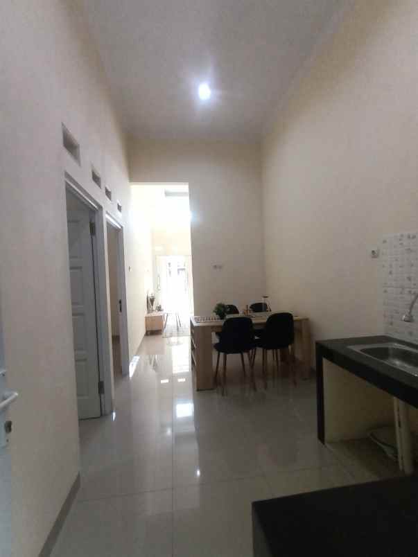 dijual rumah bumi anggrek bekasi