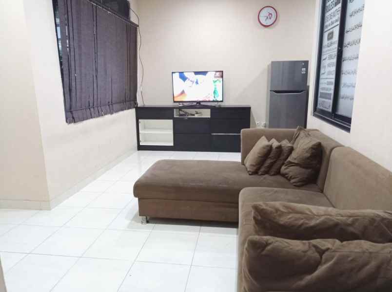 dijual rumah bumi sariwangi