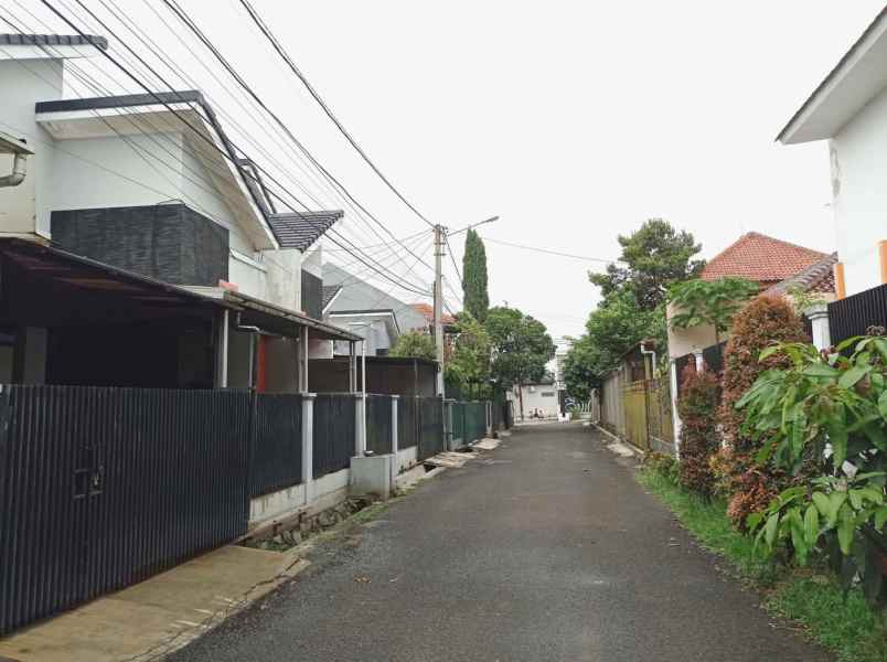dijual rumah bumi sariwangi