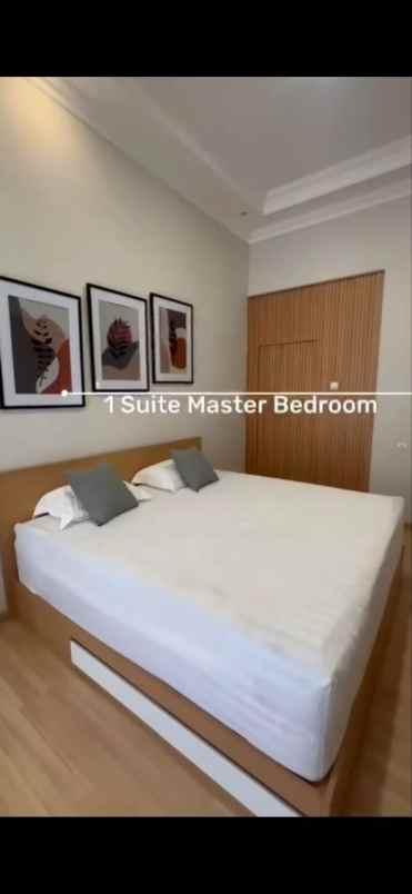 dijual rumah cantik griya asri pakuwon city